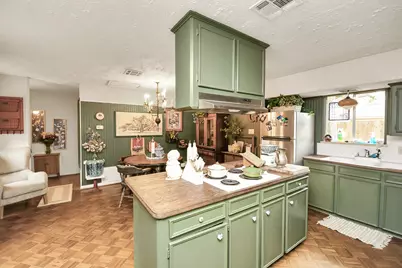 1503 Woodlawn Street, Baytown, TX 77520 - Photo 16