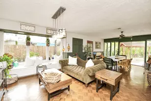 1503 Woodlawn St, Baytown, TX 77520 - Photo 10