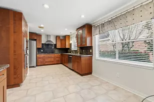 2902 Arrowhead Dr, Sugar Land, TX 77479 - Photo 22