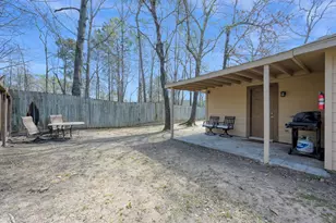 1112 Byrdsong Ct, Conroe, TX 77301 - Photo 18