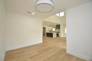 1207 Martin St, Houston, TX 77018 - Photo 14