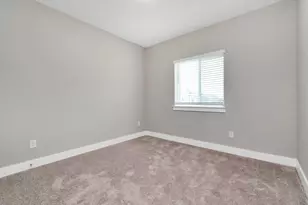 2715 Katri Wy, Houston, TX 77008 - Photo 28