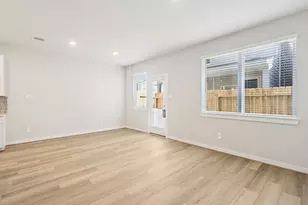 536 Morning Tide Ln, Kemah, TX 77565 - Photo 2