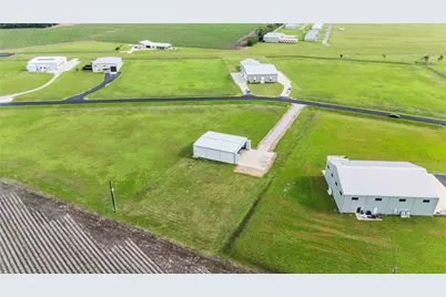 7736 Meteor Drive, Sealy, TX 77474 - Photo 20