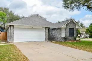 2902 Silent Dr, Sugar Land, TX 77498 - Photo 20