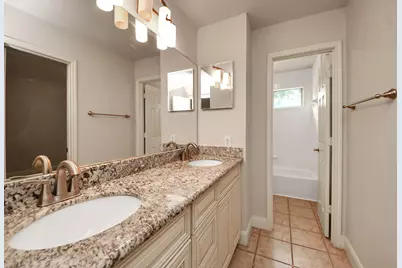 6314 Holly Canyon Court, Katy, TX 77450 - Photo 32