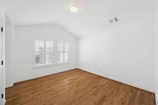 2638 Wroxton Rd, West University Place, TX 77005 - Photo 18