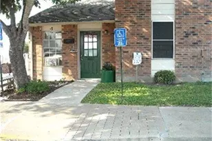 105 Ellen May Rd, Yoakum, TX 77995 - Photo 2