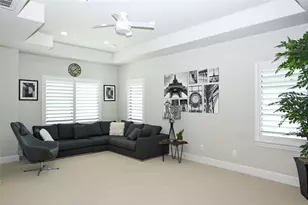 2431 Prairie Hollow Ln, Houston, TX 77077 - Photo 6