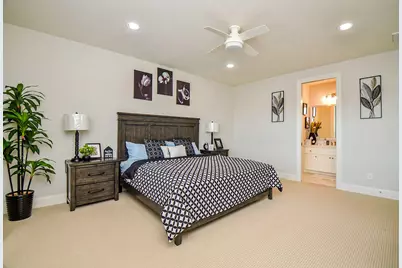 2431 Prairie Hollow Lane, Houston, TX 77077 - Photo 22
