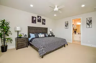 2431 Prairie Hollow Ln, Houston, TX 77077 - Photo 22