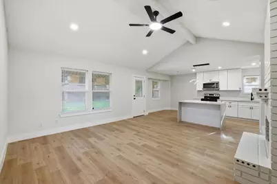 9927 Shell Rock Road, La Porte, TX 77571 - Photo 6