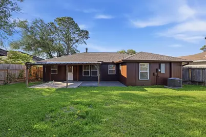 9927 Shell Rock Road, La Porte, TX 77571 - Photo 32