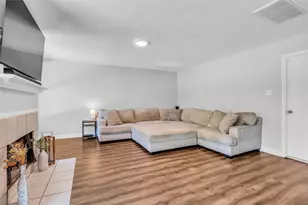 16919 Lacing Ct, Crosby, TX 77532 - Photo 12