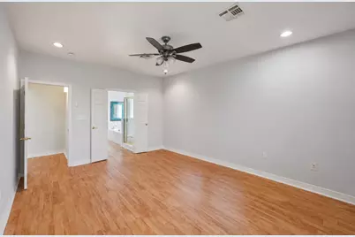 113 Bayou Vista Drive, Hitchcock, TX 77563 - Photo 18