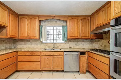 8428 Swiftwater Lane, Houston, TX 77075 - Photo 6