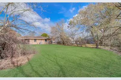 8428 Swiftwater Lane, Houston, TX 77075 - Photo 18