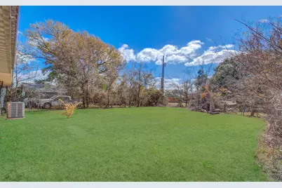 8428 Swiftwater Lane, Houston, TX 77075 - Photo 16