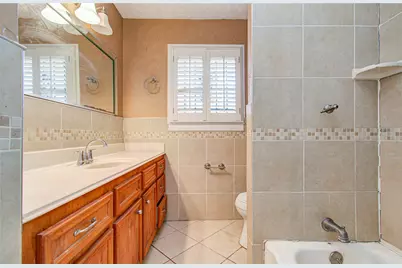 8428 Swiftwater Lane, Houston, TX 77075 - Photo 14