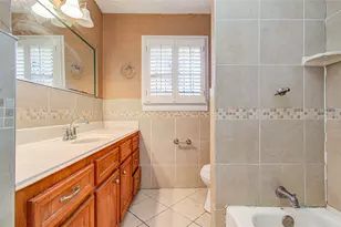 8428 Swiftwater Ln, Houston, TX 77075 - Photo 14