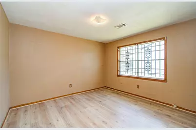 8428 Swiftwater Lane, Houston, TX 77075 - Photo 8