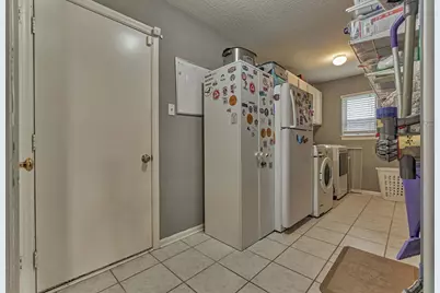 100 W Rainbow Ridge Circle, The Woodlands, TX 77381 - Photo 16