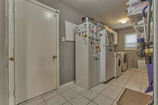 100 W Rainbow Ridge Cir, The Woodlands, TX 77381 - Photo 16