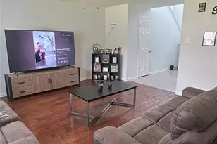 28719 Leon River Ct, Spring, TX 77386 - Photo 4