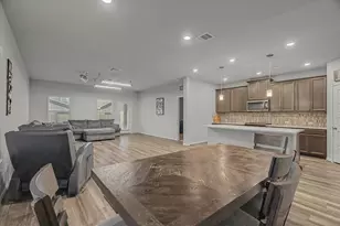 6918 Lebec Dr, Rosharon, TX 77583 - Photo 8