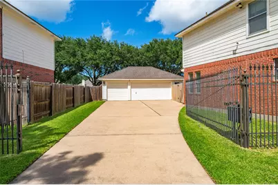 3124 Sand Shadow Drive, League City, TX 77573 - Photo 44