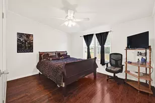 3233 Clarksville St, La Porte, TX 77571 - Photo 14