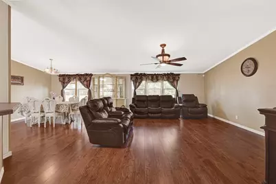 3233 Clarksville Street, La Porte, TX 77571 - Photo 18