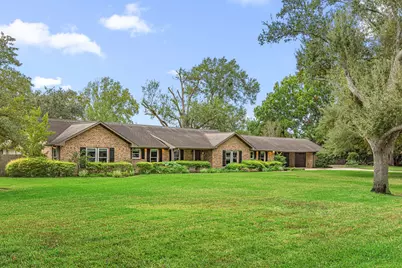 5807 Lilac Street, Katy, TX 77493 - Photo 2