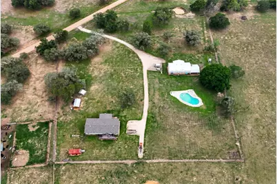 6072 County Road 122, Hallettsville, TX 77964 - Photo 48