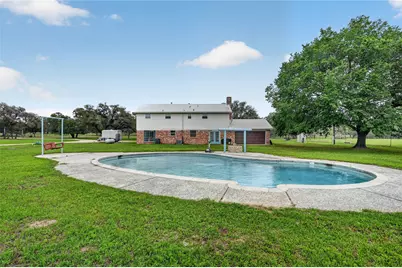 6072 County Road 122, Hallettsville, TX 77964 - Photo 30