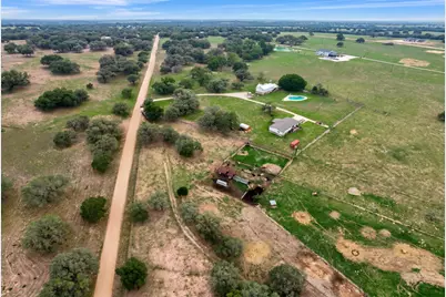 6072 County Road 122, Hallettsville, TX 77964 - Photo 50