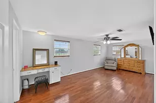 6072 Co Rd 122, Hallettsville, TX 77964 - Photo 24
