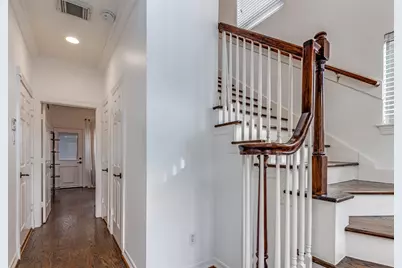 5208 Blossom Street #9, Houston, TX 77007 - Photo 12