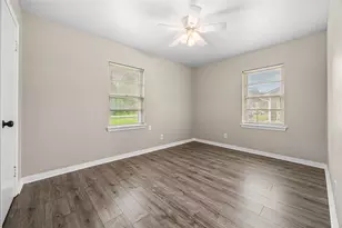 223 Wildwood St, Baytown, TX 77520 - Photo 24
