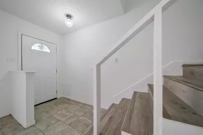 1403 Blalock Road #15, Houston, TX 77055 - Photo 4