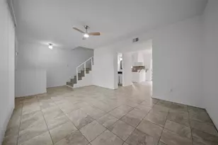 1403 Blalock Rd, Houston, TX 77055 - Photo 6