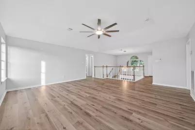 8010 Ashley Circle Drive N, Houston, TX 77071 - Photo 24