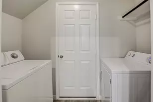 6544 Castle Loch Ct, Houston, TX 77048 - Photo 10