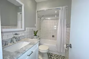 2601 Bellefontaine St, Houston, TX 77025 - Photo 10