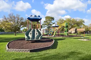 2824 Meadow Brook Ct, League City, TX 77573 - Photo 34