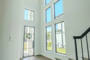 8810 Carousel Ln A, Houston, TX 77080 - Photo 6