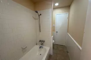 5921 Arncliffe Dr, Houston, TX 77088 - Photo 16