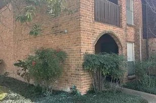 5921 Arncliffe Dr, Houston, TX 77088 - Photo 2