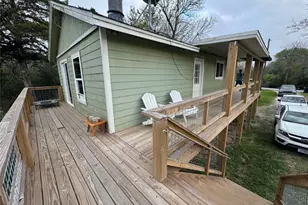 615 Shady Oaks Harbor, Alvin, TX 77511 - Photo 10