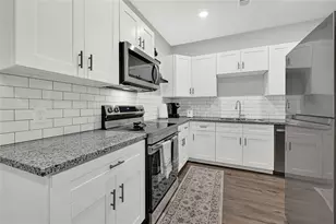 10317 Lake Rd, Houston, TX 77070 - Photo 4